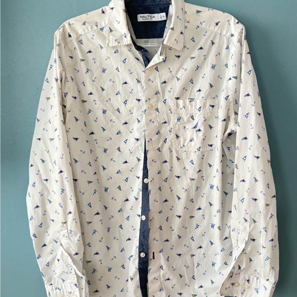 Nautica White and Blue Casual Button Down Shirt with Geometric Print
